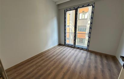 ÜSKÜDAR KÜÇÜKSU MAHALLESİ'NDE SIFIR 3+1 KİRALIK DAİRE