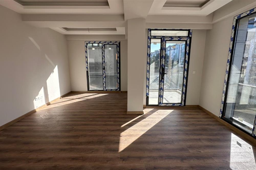 ÜSKÜDAR KÜÇÜKSU MAHALLESİ'NDE SIFIR 3+1 KİRALIK DAİRE