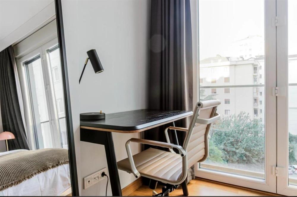 Kozyatağı Avşar Sokak'ta Yüksek Kira Getirili, Yeni Binada Satılık 2+1 Daire