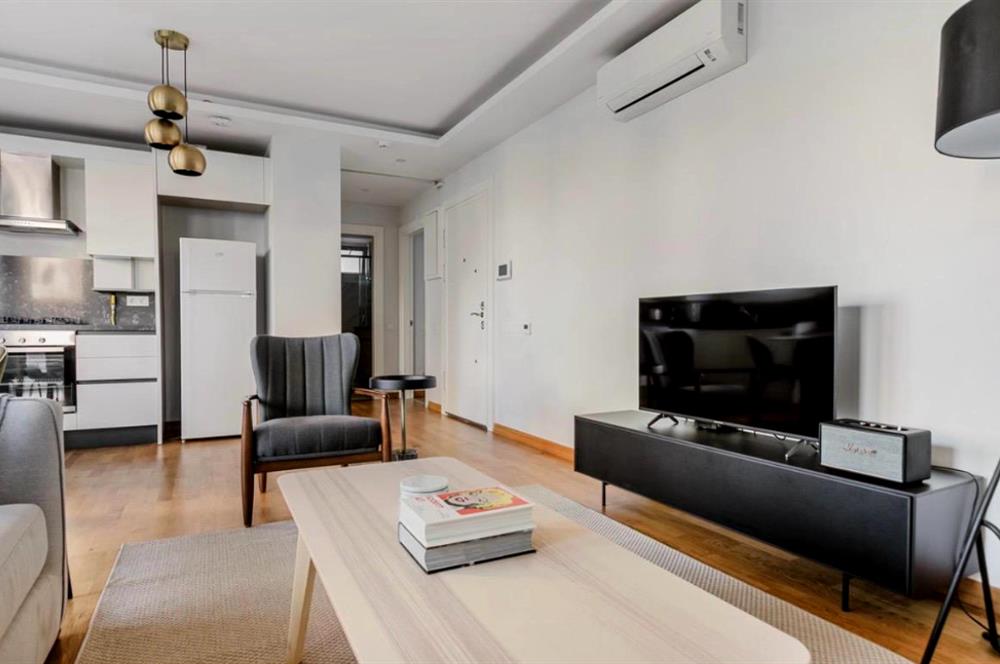 Kozyatağı Avşar Sokak'ta Yüksek Kira Getirili, Yeni Binada Satılık 2+1 Daire