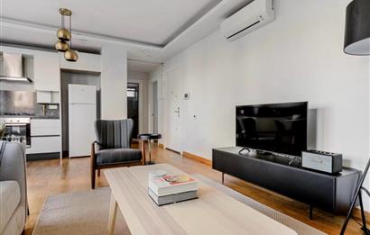 Kozyatağı Avşar Sokak'ta Yüksek Kira Getirili, Yeni Binada Satılık 2+1 Daire