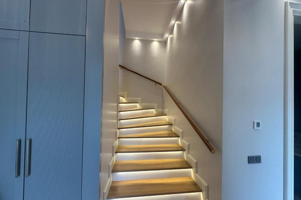 Zekeriyaköy'de Özel Dekorasyonlu, 4+1 Kiralık Villa