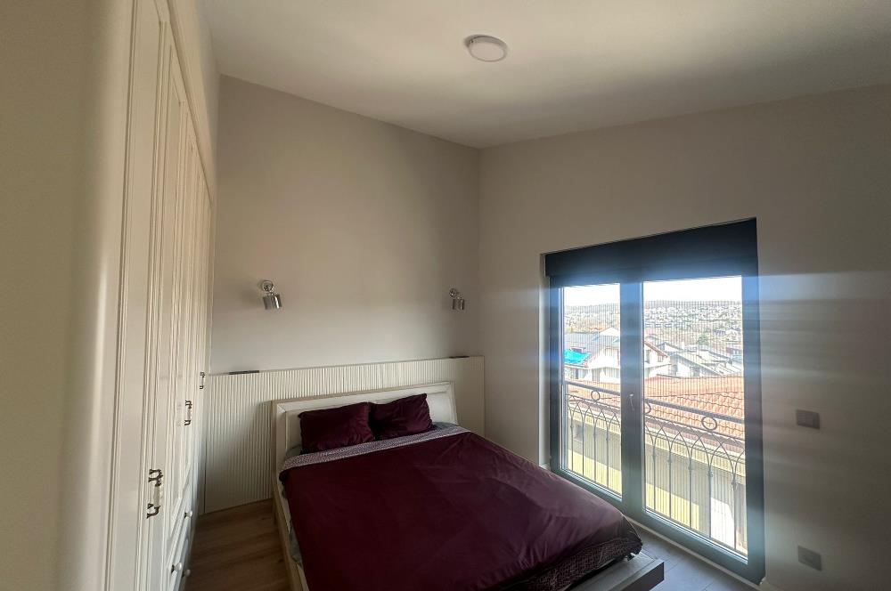 Zekeriyaköy'de Özel Dekorasyonlu, 4+1 Kiralık Villa