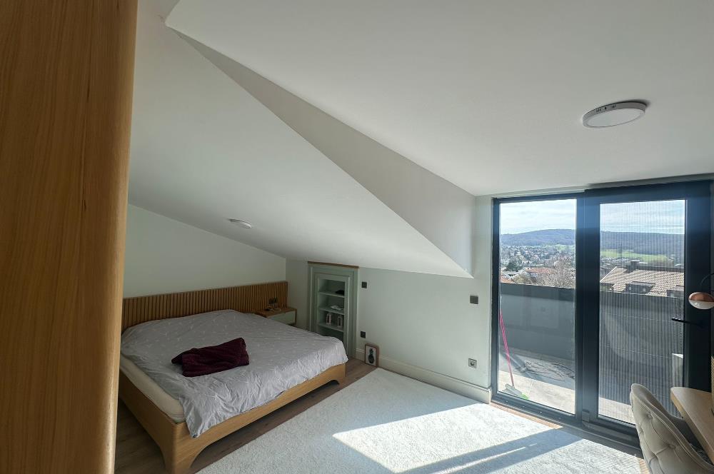 Zekeriyaköy'de Özel Dekorasyonlu, 4+1 Kiralık Villa