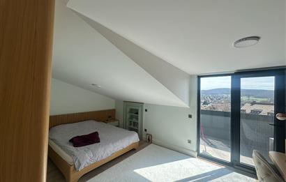 Zekeriyaköy'de Özel Dekorasyonlu, 4+1 Kiralık Villa