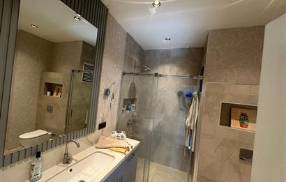 Zekeriyaköy'de Özel Dekorasyonlu, 4+1 Kiralık Villa