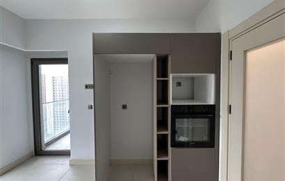 C21 ROOF'DAN YENİ FİKİRTEPE 10.ETAP KAPALI MUTFAK 2+1 KİRALIK