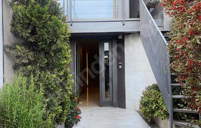 BEŞİKTAŞ'TA 65m2 DENİZ MANZARALI TERASLI KİRALIK DAİRE