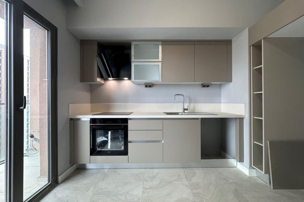 C21 ROOF'DAN YENİ FİKİRTEPE 16.ETAP KAPALI MUTFAK 2+1 KİRALIK