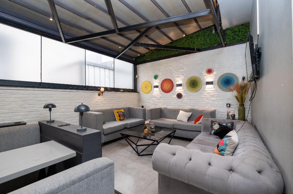 ATAŞEHİR 'DE HAZIR MÜŞTERİLİ YEDİTEPE YAKINI DEVREN KAFE