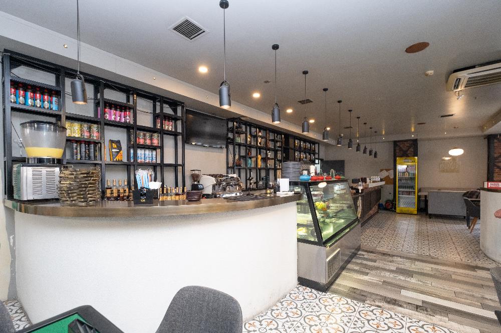 ATAŞEHİR 'DE HAZIR MÜŞTERİLİ YEDİTEPE YAKINI DEVREN KAFE