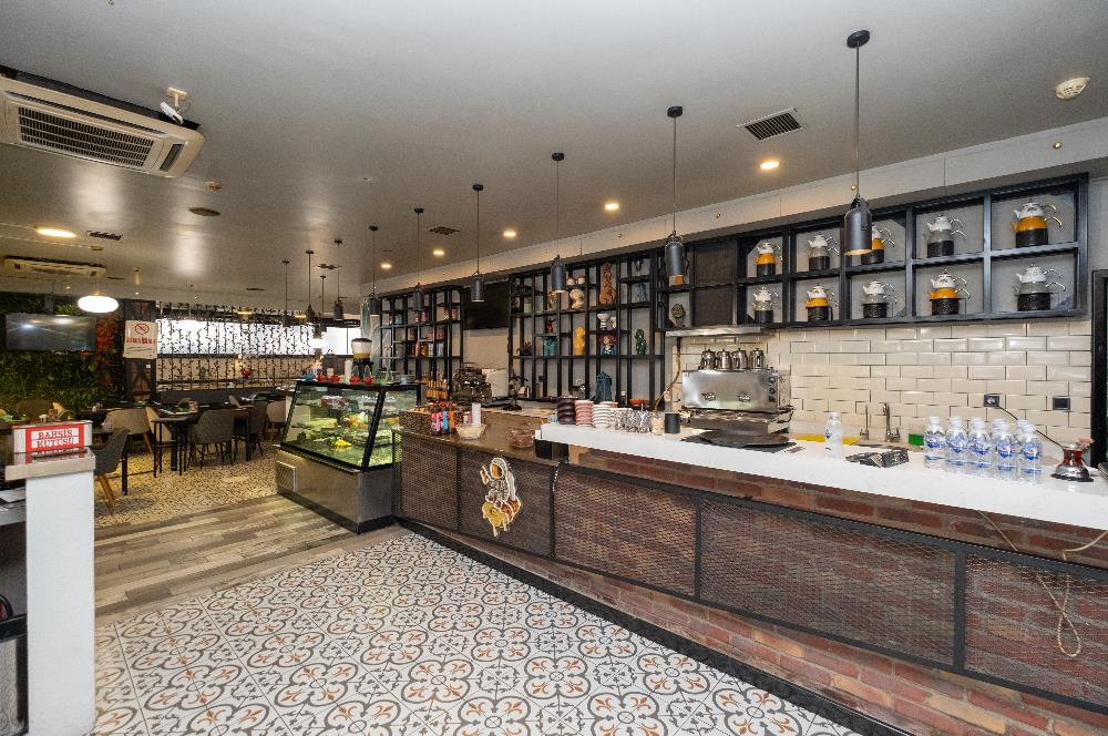 ATAŞEHİR 'DE HAZIR MÜŞTERİLİ YEDİTEPE YAKINI DEVREN KAFE