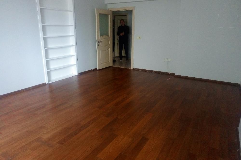 Ümraniye Ademyavuz Mahallesi'nde kiralık 3+1 daire 