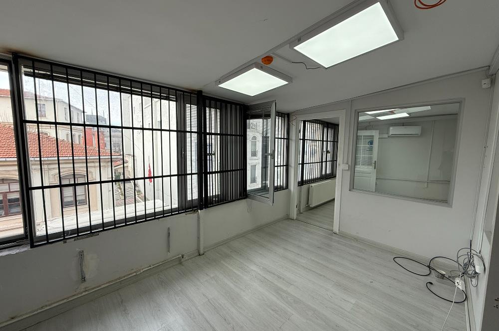 Cağaloğlu Bab-ı Ali Caddesinde 135 m² Kiralık Ofis