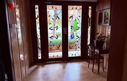 CADDEBOSTAN SAHİLDE 1+1 KİRALIK DAİRE