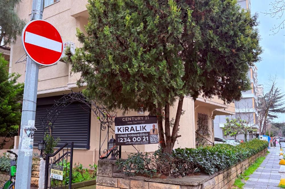 CADDEBOSTAN SAHİLDE 1+1 KİRALIK DAİRE