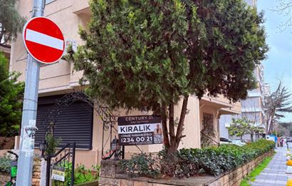 CADDEBOSTAN SAHİLDE 1+1 KİRALIK DAİRE