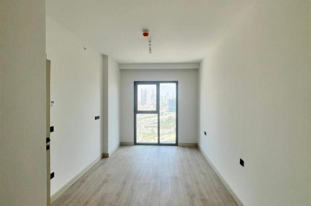 C21 ROOF' KADIKÖY FİKİRTEPE 19.ETAP 2+1KAPALI MUTFAK ŞEREFİYELİ