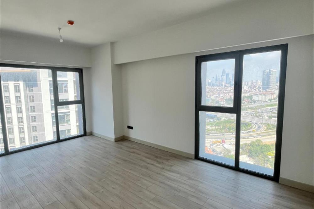 C21 ROOF' KADIKÖY FİKİRTEPE 19.ETAP 2+1KAPALI MUTFAK ŞEREFİYELİ
