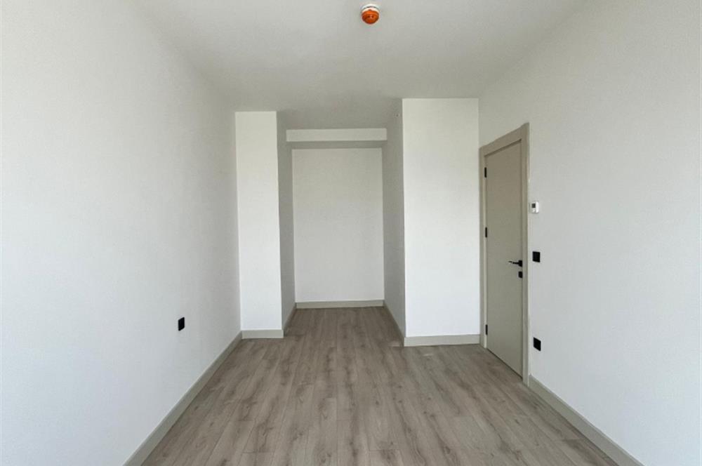 C21 ROOF' KADIKÖY FİKİRTEPE 19.ETAP 2+1KAPALI MUTFAK ŞEREFİYELİ