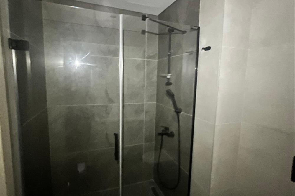 C21 ROOF' KADIKÖY FİKİRTEPE 19.ETAP 2+1KAPALI MUTFAK ŞEREFİYELİ