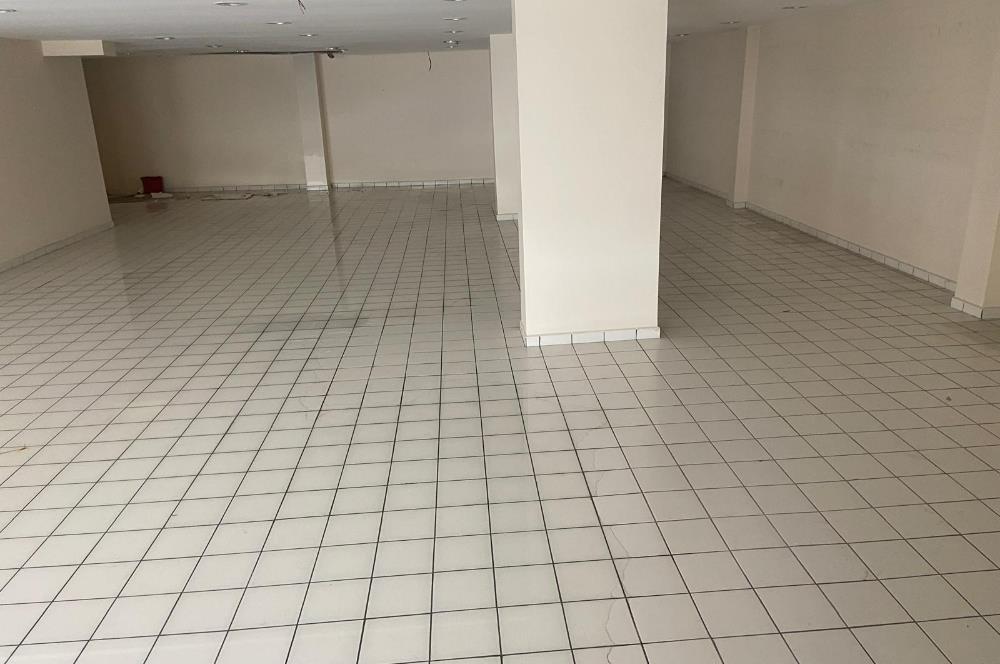 Bankadan Satılık Depolu Dükkan