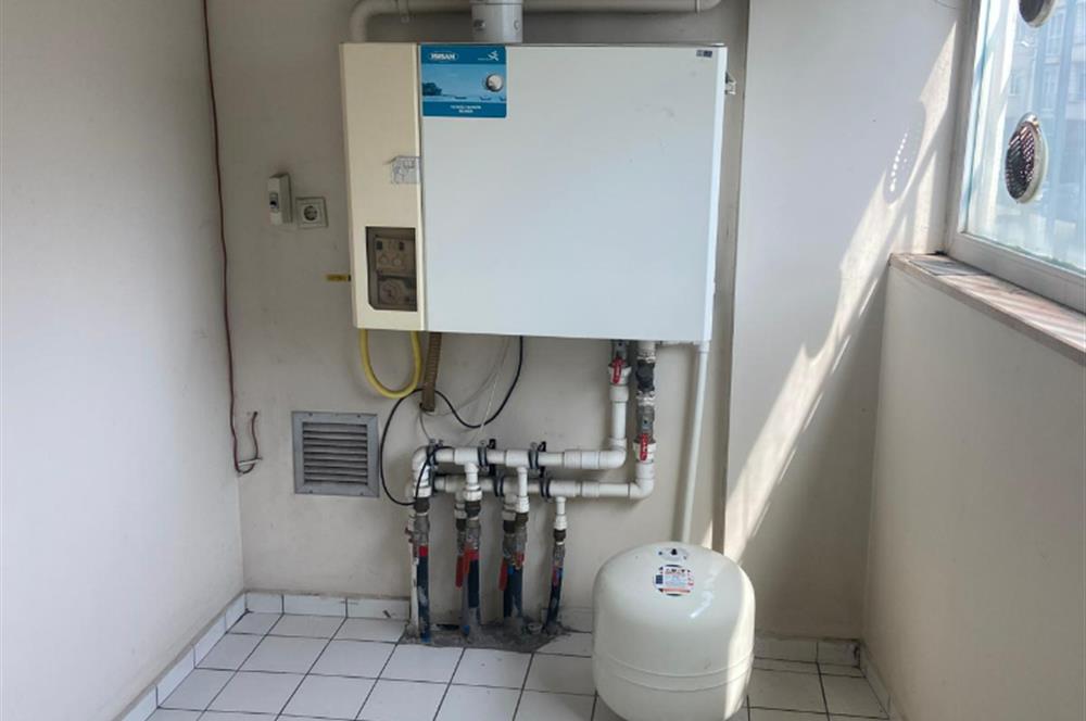 Bankadan Satılık Depolu Dükkan