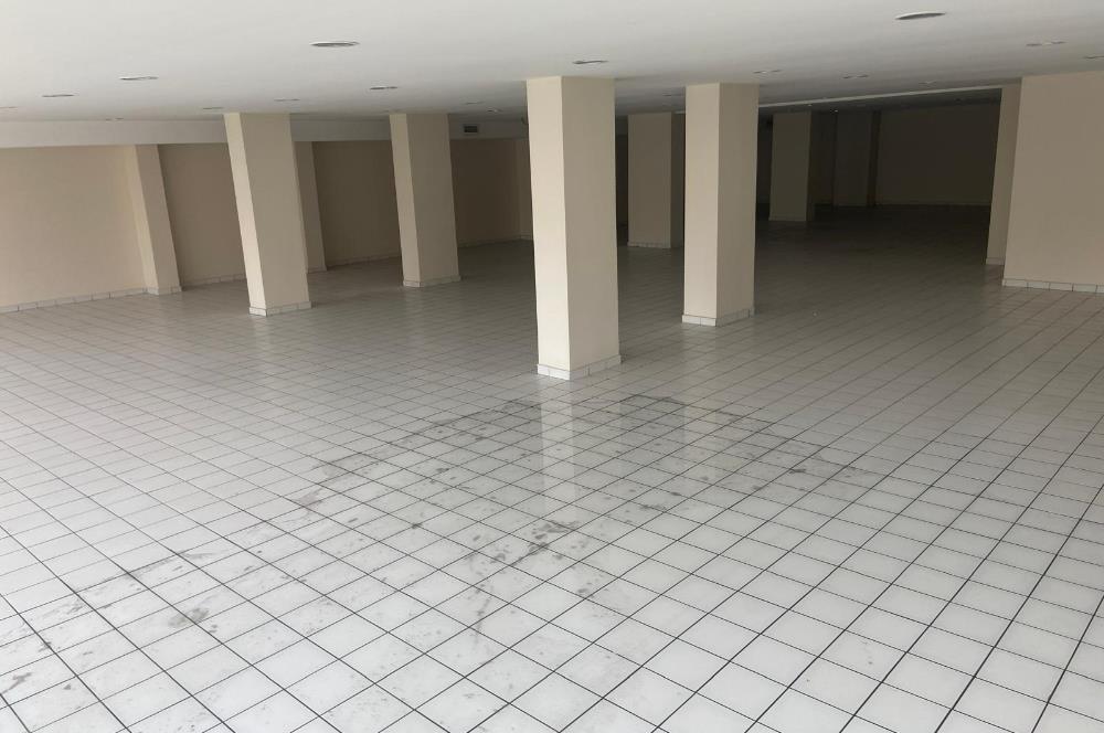 Bankadan Satılık Depolu Dükkan