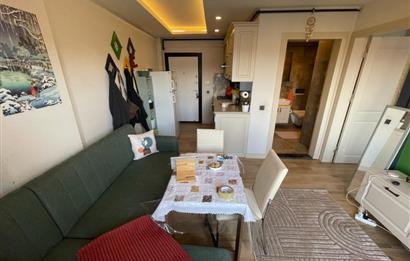 C21 LOFT'TAN DEĞİRMENÖNÜ'NDE SATILIK 1+1 EŞYALI YATIRIMLIK DAİRE