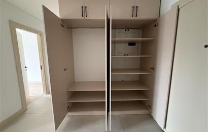 C21 ROOF'dan EMLAK KONUT 14.ETAP KLİMALI VESTİYERLİ 3+1 KİRALIK