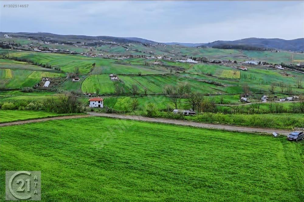 SEVİNDİKLİDE İMARLI GÖL MANZARALI YOLA CEPHELİ ARAZİ
