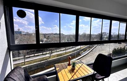 GÖLBAŞI,MOGAN GÖLÜNE MANZARALI 1+1 SIFIR EŞYALI DAİRE