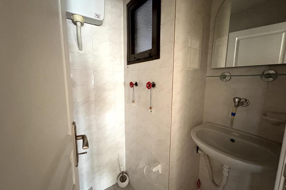 KARŞIYAKA BAHÇELİEVLER'DE GENİŞ, ÖNÜ AÇIK, KİRALIK 3+1 DAİRE 