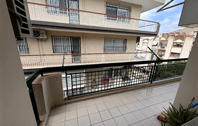 KARŞIYAKA BAHÇELİEVLER'DE GENİŞ, ÖNÜ AÇIK, KİRALIK 3+1 DAİRE 