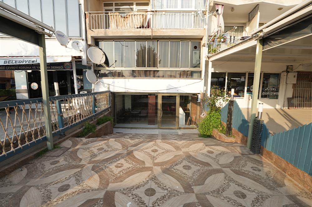 C21 Cius; Sahile Cephe Satılık Dükkan