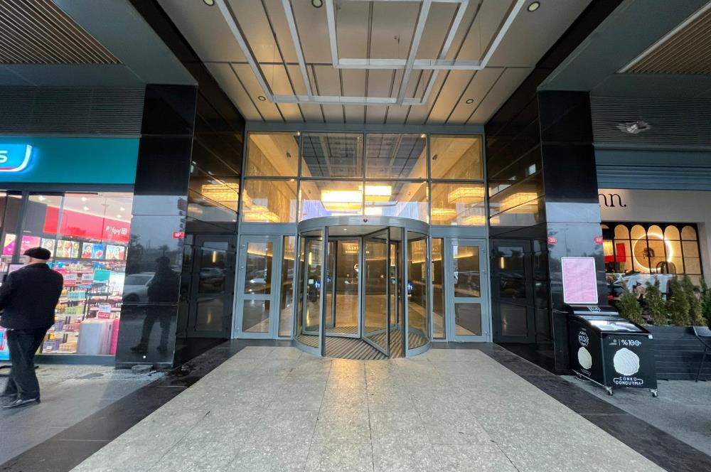 5.levent torunlarda satılık boş 1+1 yüksek kat 