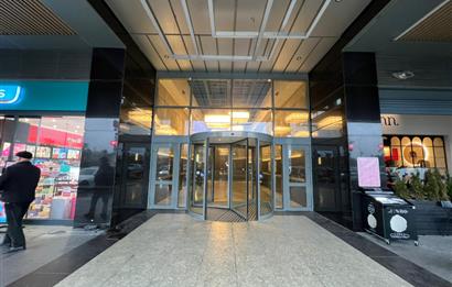 5.levent torunlarda satılık boş 1+1 yüksek kat 