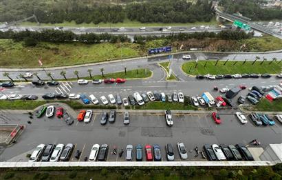 5.levent torunlarda satılık boş 1+1 yüksek kat 