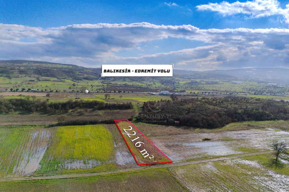 C21 LOCA GÖKÇEYAZI'DA HOBİ BAHÇESİNE UYGUN SÜPER TARLA