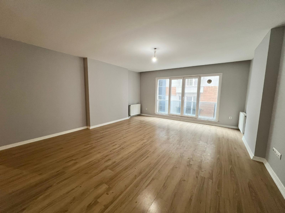 Ayazağa green pine sitesi satılık boş 3+1