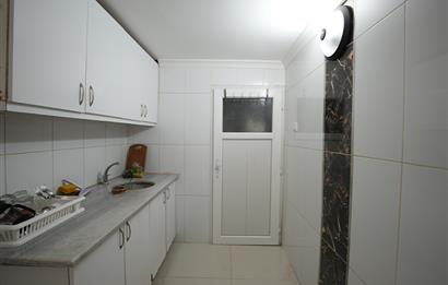 C21 Cius; Sahile Cephe Satılık Dükkan