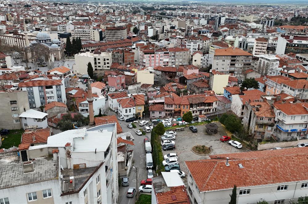 C21 WİNNER ÇARŞI MERKEZDE 5 KAT İMARLI ARSA VE KARGİR EV