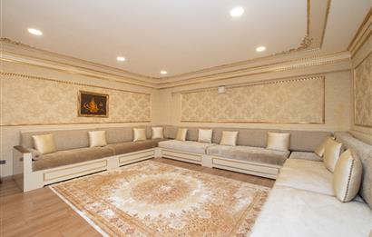 TUZLA MERCAN'DA DENİZ VE GÖL MANZARALI ÖZEL MİMARİLİ VİLLA