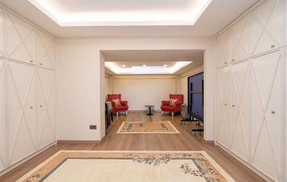 TUZLA MERCAN'DA DENİZ VE GÖL MANZARALI ÖZEL MİMARİLİ VİLLA