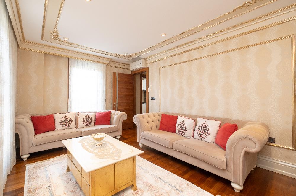 TUZLA MERCAN'DA DENİZ VE GÖL MANZARALI ÖZEL MİMARİLİ VİLLA