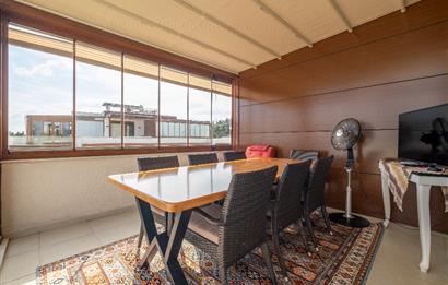 TUZLA MERCAN'DA DENİZ VE GÖL MANZARALI ÖZEL MİMARİLİ VİLLA