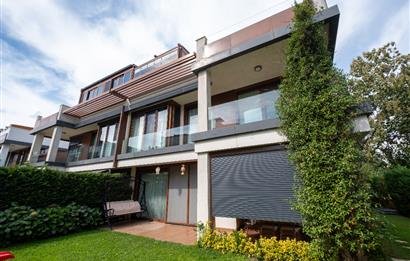 TUZLA MERCAN'DA DENİZ VE GÖL MANZARALI ÖZEL MİMARİLİ VİLLA