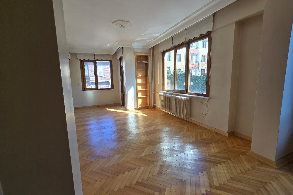 Üsküdar’ın Kalbinde, Kız Kulesi’ne Komşu Yaşam!