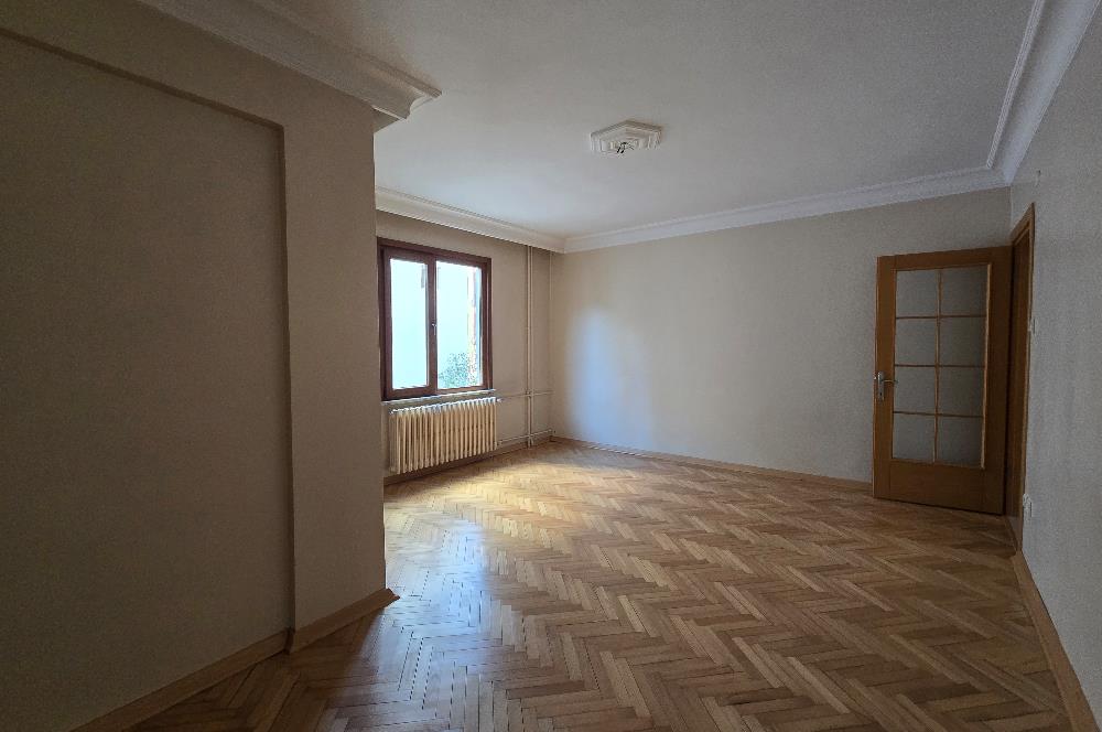 Üsküdar’ın Kalbinde, Kız Kulesi’ne Komşu Yaşam!