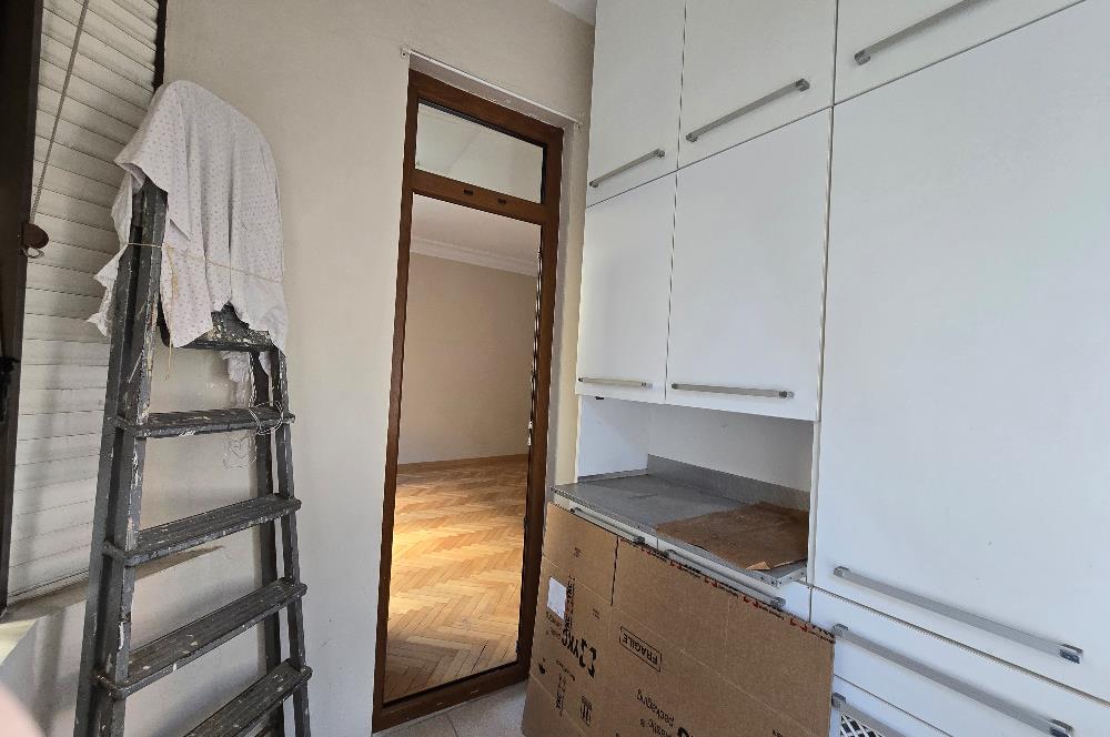 Üsküdar’ın Kalbinde, Kız Kulesi’ne Komşu Yaşam!